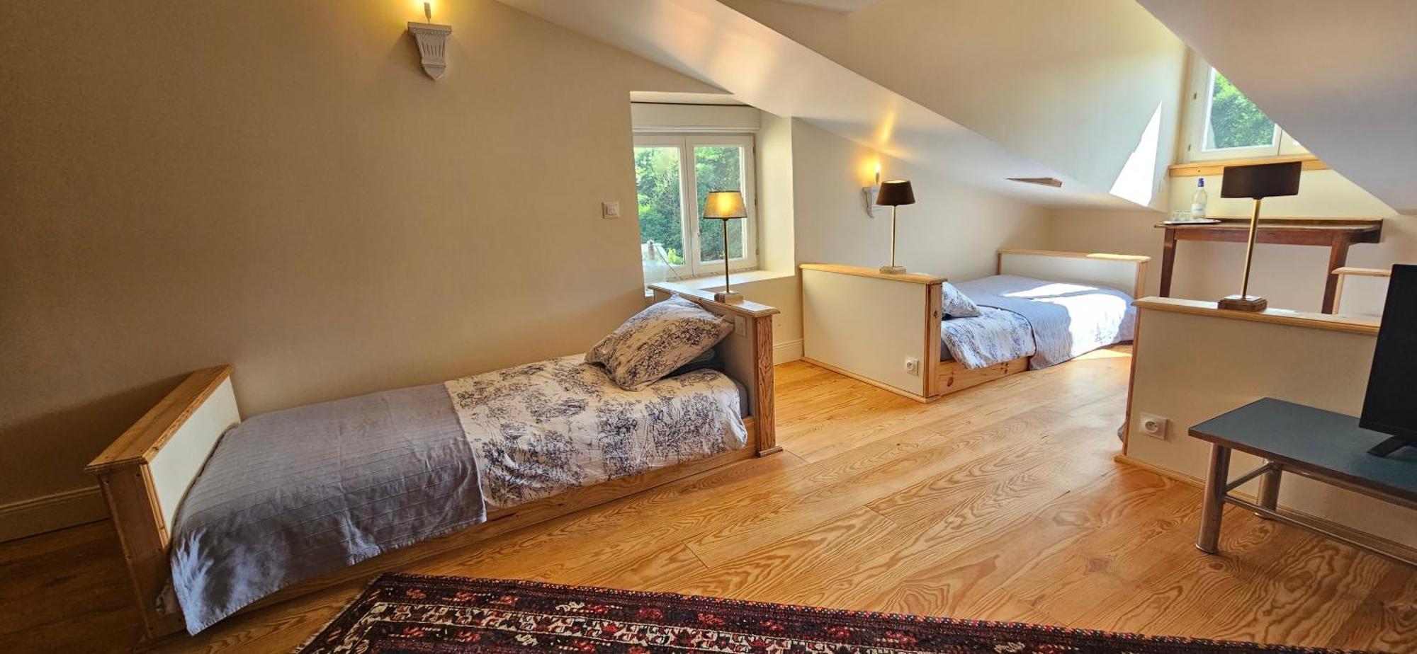 Hotel La Bastide Cardan à Saint-Sulpice-de-Pommiers Extérieur photo