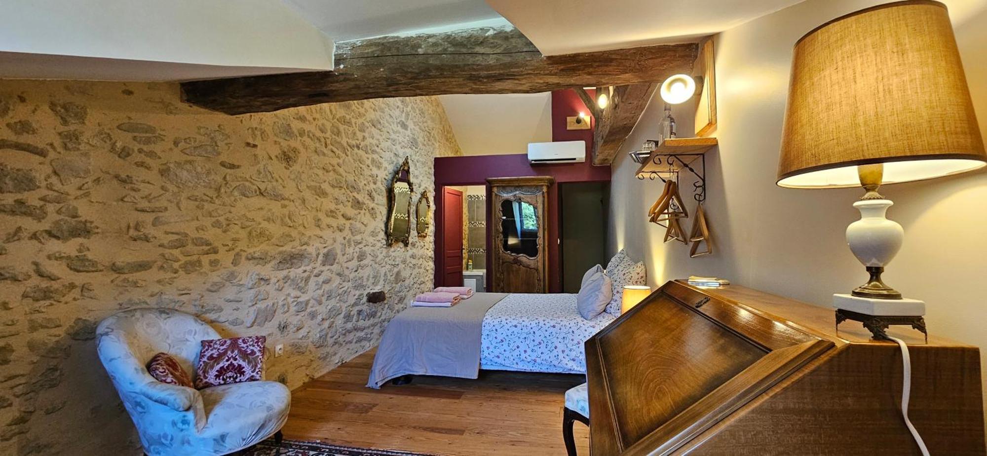 Hotel La Bastide Cardan à Saint-Sulpice-de-Pommiers Extérieur photo