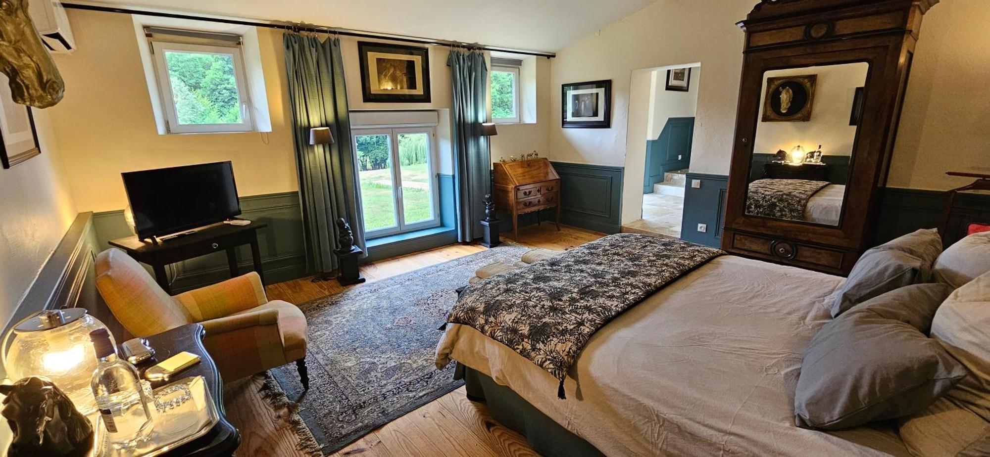 Hotel La Bastide Cardan à Saint-Sulpice-de-Pommiers Extérieur photo