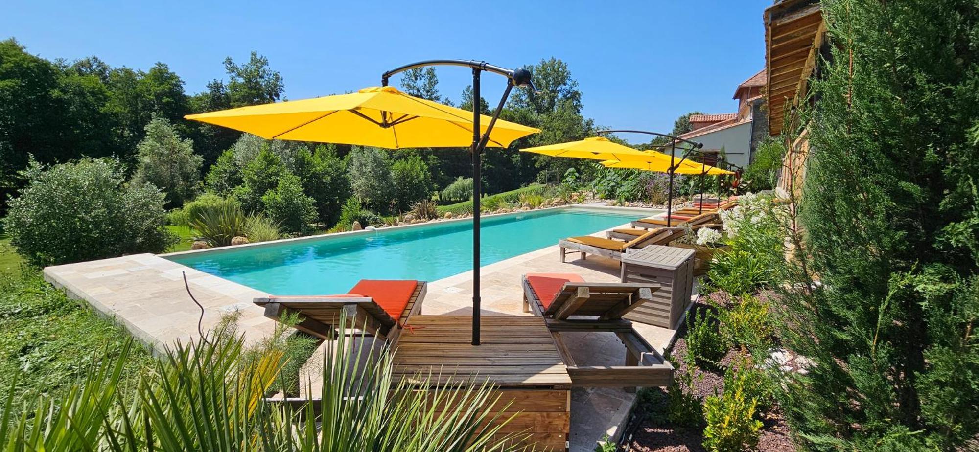 Hotel La Bastide Cardan à Saint-Sulpice-de-Pommiers Extérieur photo
