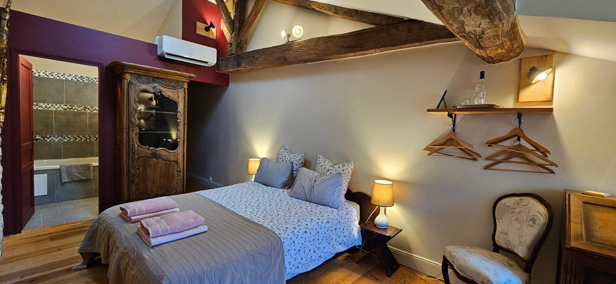 Hotel La Bastide Cardan à Saint-Sulpice-de-Pommiers Extérieur photo