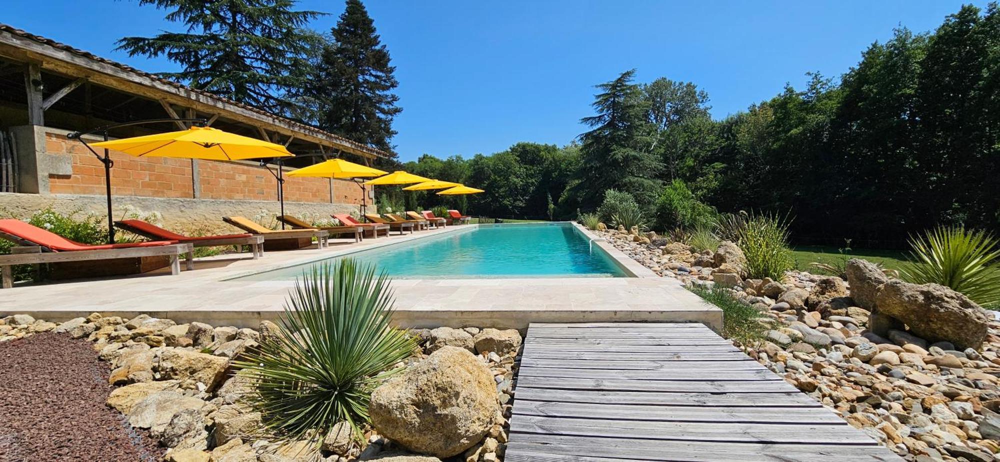 Hotel La Bastide Cardan à Saint-Sulpice-de-Pommiers Extérieur photo